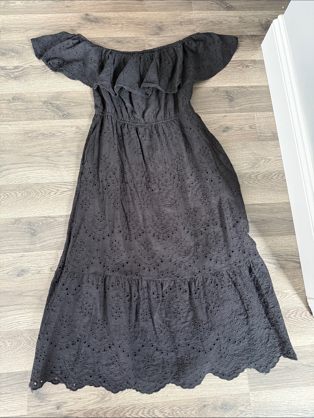 Off-Shoulder Eyelet Maxi Dress - Black